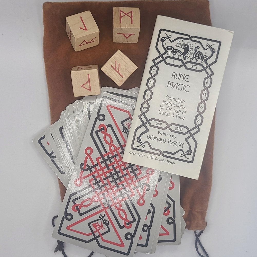 Vintage "Rune Magic" Set - Picture 2 of 4
